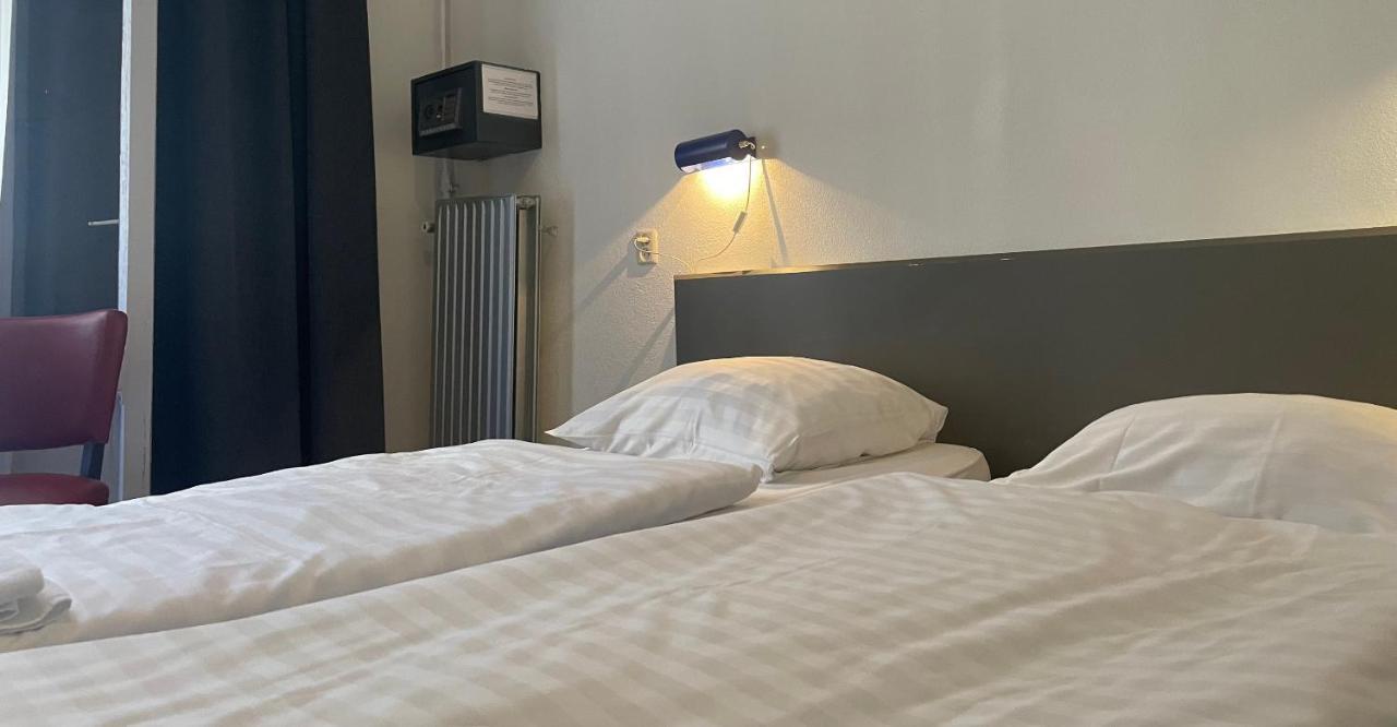 City Hotel Hotel 3*